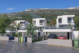 Kaštela, urbana vila s bazenom i pogledom na more, Kaštela, Casa