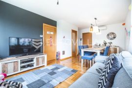 Zagreb, Špansko, trosoban stan NKP 73 m2 + garažno parkirno mjesto, Zagreb, Apartamento