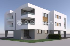 Stupnik, prekrasan trosoban stan na prvom katu 78,70m2, Appartment