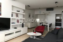 Zagreb, Trešnjevka, Ogrizovićeva ulica, moderan trosoban stan 100 m2 s garažom, Zagreb, Kвартира