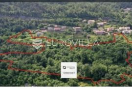 Opatija, Ičići, Građevinsko zemljište 17500 m2 na odličnoj lokaciji, Opatija - Okolica, Γη