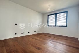 Zagreb, Štrigina ulica, prekrasan trosoban stan 110 m2, Zagreb, Apartamento