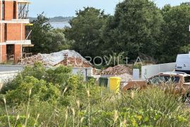 Medulin, veliko građevinsko zemljište na odličnoj lokaciji 1600 m2, Medulin, Terrain