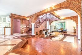 Zagreb, Maksimir, jedinstvena luksuzna villa površine 532,50 m2, Zagreb, Haus