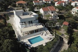 Slatine, Čiovo, Predivna vila za odmor s bazenom 340 m2, Split - Okolica, Casa