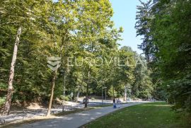 Zagreb, Medveščak, obiteljska kuća sa panoramskim pogledom na grad, Zagreb, House