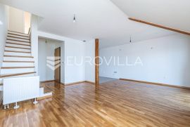 Zagreb, Trešnjevka, prekrasan dvoetažan stan 106.5 m2 u potkrovlju, Zagreb, Flat