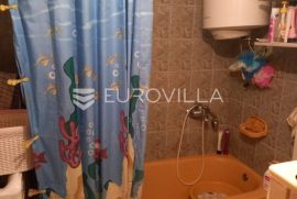 Istra, Pula, jednosoban stan NKP 35m2 u neposrednoj blizini centra grada, Pula, Appartment