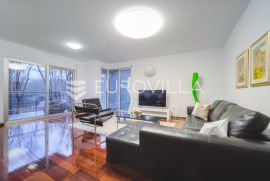 Zagreb, Vrhovec, luksuzan četverosoban stan 135 m2, Zagreb, Flat