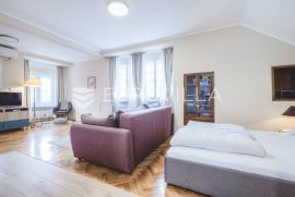 Zagreb, Centar, Dalmatinska, luksuzan i potpuno opremljen stan sa 3 moderna apartmana u centru grada, Zagreb, Appartamento