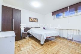 Zagreb, Maksimir, Donji Bukovac uređen trosoban stan 71,12 m2, Zagreb, Διαμέρισμα