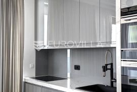 Dubrovnik, novogradnja, trosoban stan NKP 92,51 m2 s najljepšim pogledom, Dubrovnik, Flat