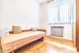 Zagreb, Kraljevec, uređen četverosoban stan 110 m2, Zagreb, Wohnung