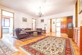 Zagreb, Kraljevec, uređen četverosoban stan 110 m2, Zagreb, Wohnung