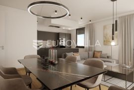 Pula, prostran stan u centru NKP 130,31m2 oznake  G2, Pula, Appartment