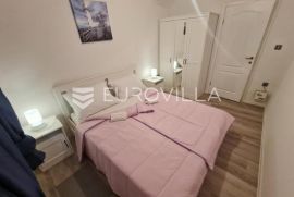 Pula, Centar, Trosoban stan, NKP 40 m2, Pula, Appartment