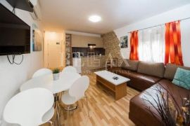 Crikvenica,Dramalj - Kuća sa 7 apartmana, Crikvenica, Haus