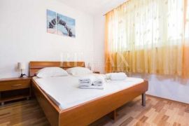 Crikvenica,Dramalj - Kuća sa 7 apartmana, Crikvenica, Haus