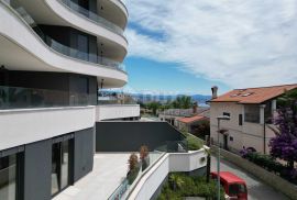 OPATIJA- stan u novogradnji 143m2 s pogledom na more+ okućnica 57m2- APARTMAN 3, Opatija, Διαμέρισμα