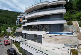 OPATIJA- stan u novogradnji 143m2 s pogledom na more+ okućnica 57m2- APARTMAN 3, Opatija, Διαμέρισμα