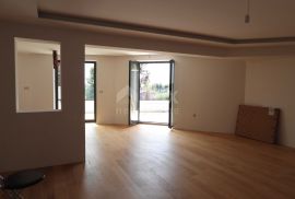 OPATIJA- stan u novogradnji 169m2 s pogledom na more + okućnica 75m2 - APARTMAN 4, Opatija, Flat