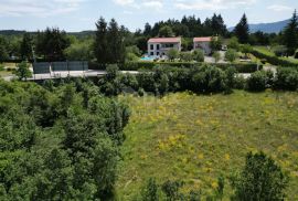 MATULJI, JURDANI, RUPA- građevinsko zemljište 9000m2 s GRAĐ. DOZVOLOM za halu i poslovno stambenu zgradu, Matulji, Land