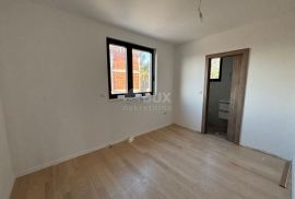 ZADAR, VIDIKOVAC - Stan u novogradnji s vrtom i garažom S1, Zadar, Flat