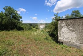 Pićan, okolica, započeta gradnja na mirnoj lokaciji, Pićan, Дом