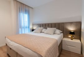 OPATIJA, CENTAR - luksuzan stan u novogradnji s bazenom i garažom u centru Opatije, Opatija, Apartamento