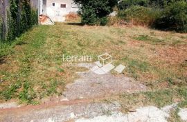 Istra, Ližnjan, kuća 80m2, zasebna kuća 34m2, vrt 401m2 #prodaja, Ližnjan, Σπίτι