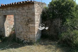 Istra, Ližnjan, kuća 80m2, zasebna kuća 34m2, vrt 401m2 #prodaja, Ližnjan, Σπίτι