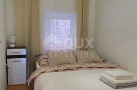 ZADAR, VINJERAC- Kamena kuća sa tri apartmana! Blizina mora!, Posedarje, Дом