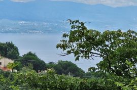 OPATIJA, BREGI - građevinski teren 1945m2 s pogledom na more za poslovno- stambenu ili stambenu zgradu – stanove / obiteljsku kuću / villu / kuću za iznajmljivanje - odmor s bazenom, Matulji, Arazi