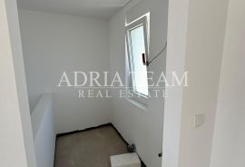 APARTMANI S POGLEDOM NA MORE, NOVOGRADNJA - POVLJANA, PAG, Povljana, Flat