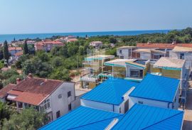 Umag, Lovrečica, Novogradnja s vrtom 300m od mora !, Umag, Appartment