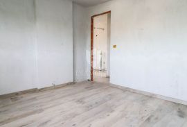 Umag, Lovrečica, Trosoban stan na prvom katu!, Umag, Appartement