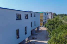 Umag, Lovrečica, Trosoban stan na prvom katu!, Umag, Appartement