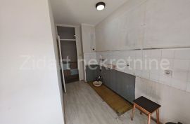 Dobar stan u mirnom kraju, Voždovac, Wohnung