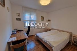 Novi Sad, Telep, , 3.0, 70m2 Sa garažom., Novi Sad - grad, Apartamento