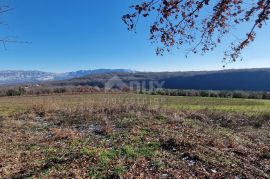 Istra, Labin, Pićan - Potpuna osama i prekrasan pogled!! Građevinsko zemljište 750m2 i poljoprivredno 692 m2, Labin, Zemljište