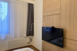 Apartman 33m2 u sklopu ApartHotela Zlatni Javor Jahorina Prodaja, Pale, Wohnung