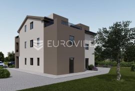 Istra, Žbandaj, stan u prizemlju s dvorištem od 190m2, Poreč, Wohnung