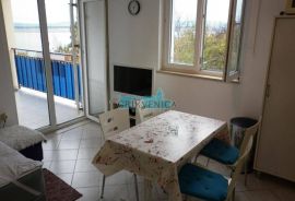 Dramalj apartman sa terasom i predivnim pogledom + parking, Crikvenica, Appartment