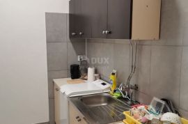 RIJEKA, CENTAR - raskošni 3-sobni stan+dnevni boravak, Rijeka, Apartamento