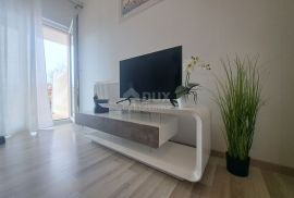 OPATIJA, OPRIĆ - apartmanska vila s 5 apartmana i bazenom, Opatija - Okolica, Σπίτι