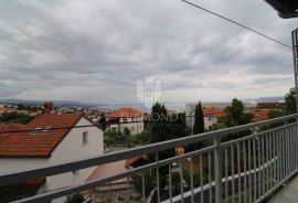 Rijeka, Grbci, dvoetažni trosobni stan, idealno za investiciju, Rijeka, Appartment