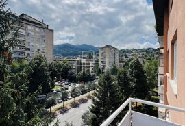 Opremljen dvosoban stan Grbavica sa balkonom najam, Novo Sarajevo, Appartment