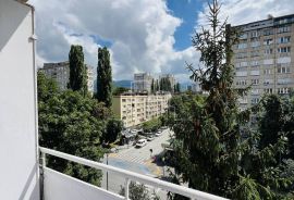 Opremljen dvosoban stan Grbavica sa balkonom najam, Novo Sarajevo, Appartment