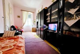 Centar, 3-soban stan s pogledom na kazališni park, Rijeka, Appartment