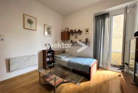 Belveder, uređen 2-soban s dnevnim boravkom, balkon, Rijeka, Appartement